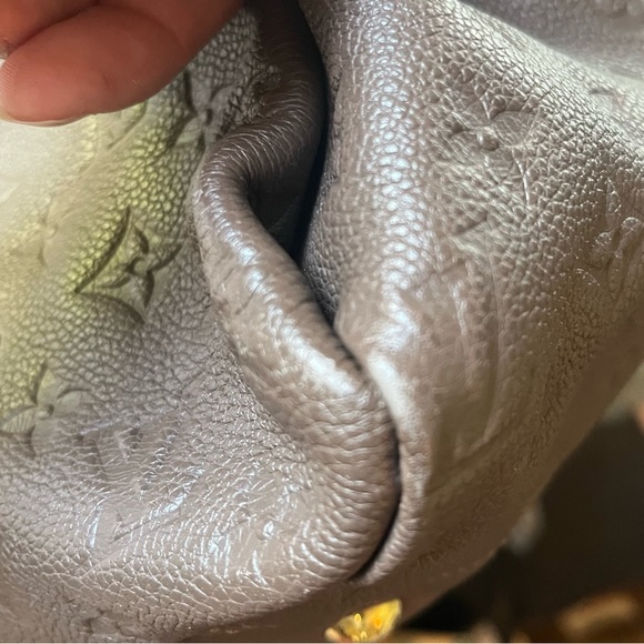 Louis Vuitton Artsy MM - Picture 8 of 10